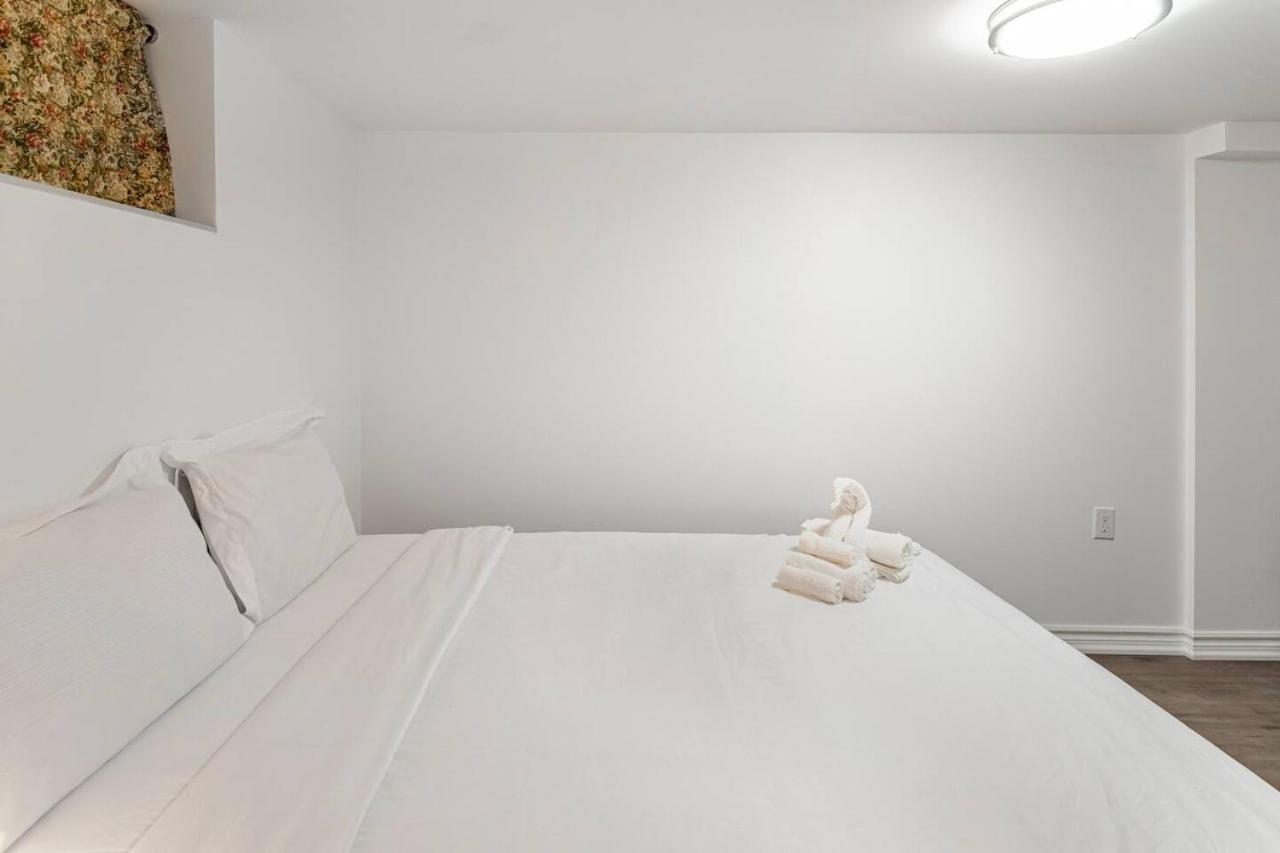 Simple & Tidy Private Rooms Торонто Екстериор снимка