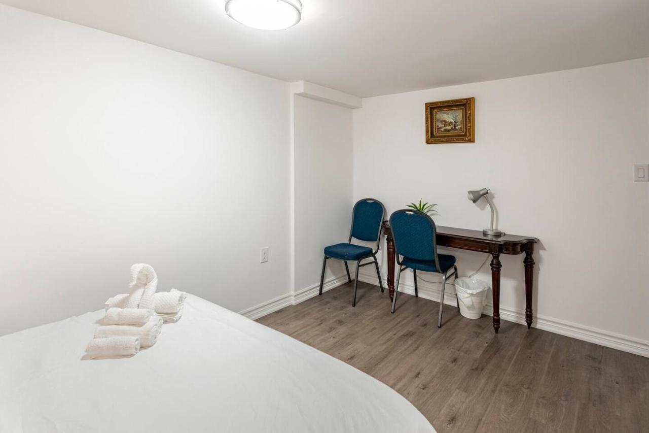 Simple & Tidy Private Rooms Торонто Екстериор снимка